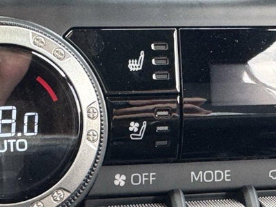 2025 Toyota 4Runner Hybrid Trailhunter 4WD (Natl)