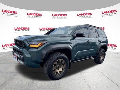 2025 Toyota 4Runner Hybrid Trailhunter 4WD (Natl)