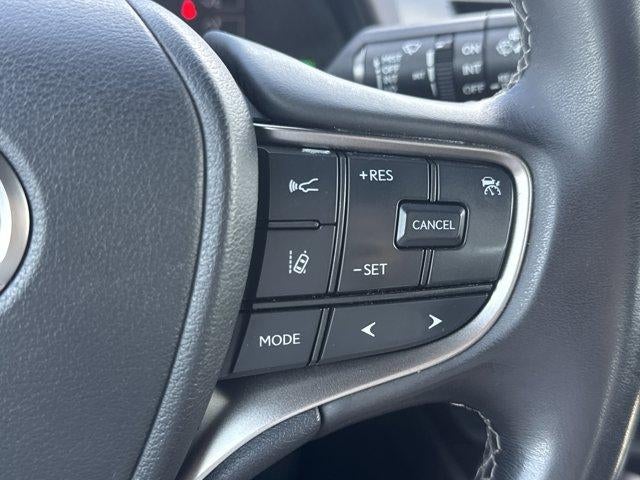 2022 Lexus UX 250h AWD