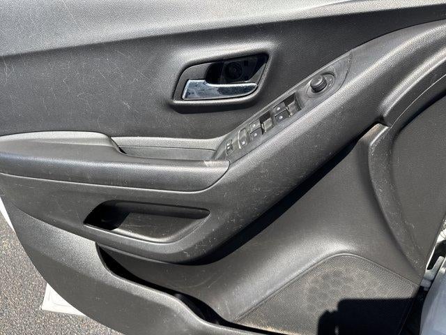 2021 Chevrolet Trax LS FWD