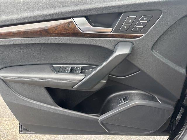 2019 Audi Q5 Premium Plus 45 TFSI quattro