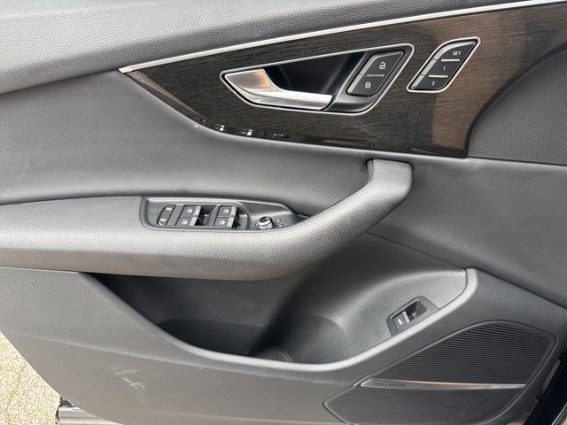 2021 Audi Q7 Premium Plus 45 TFSI quattro