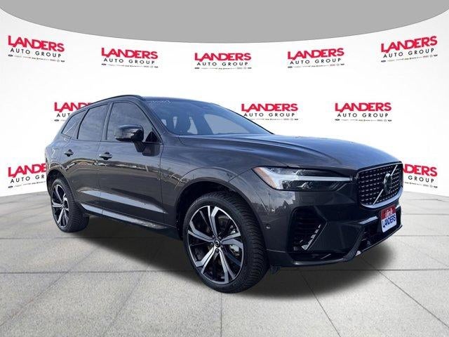 2023 Volvo XC60 Recharge Plug-In Hybrid T8 eAWD PHEV Ultimate Dark Theme