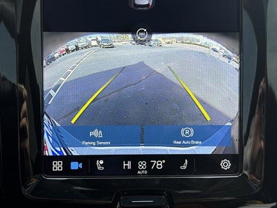 2023 Volvo XC60 Recharge Plug-In Hybrid T8 eAWD PHEV Ultimate Dark Theme