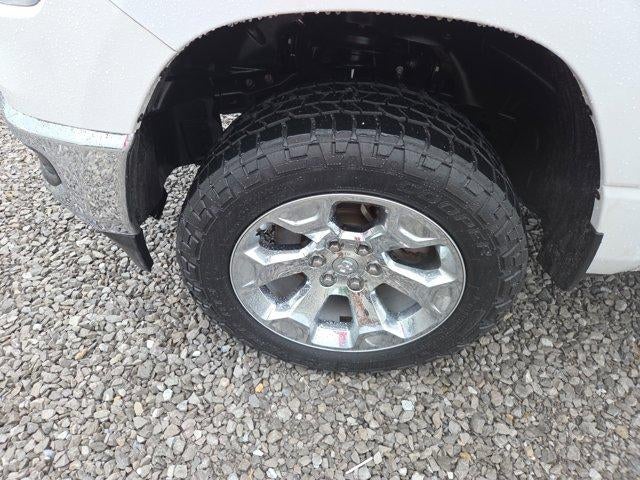 2019 RAM 1500 Big Horn/Lone Star 4x4 Crew Cab 5'7" Box