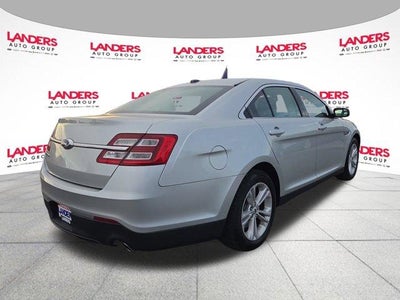 2017 Ford Taurus SE FWD