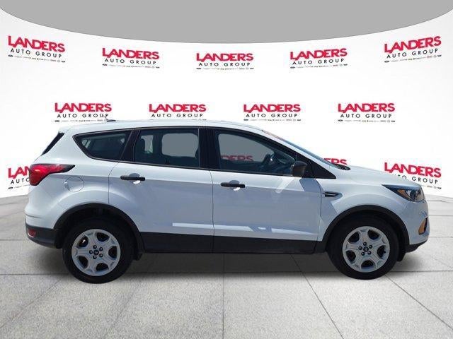 2019 Ford Escape S FWD