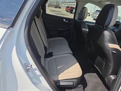 2022 Ford Escape SEL FWD