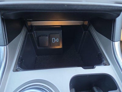2022 Ford Explorer XLT RWD