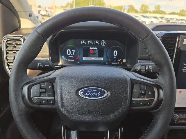 2025 Ford Ranger LARIAT 4WD SuperCrew 5' Box