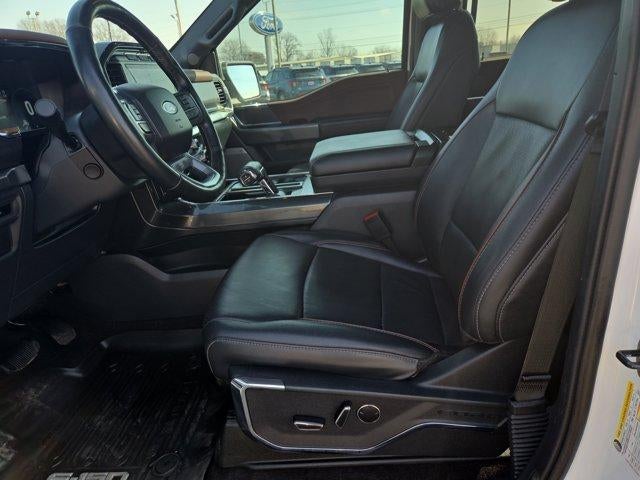 2022 Ford F-150 LARIAT 4WD SuperCrew 5.5' Box