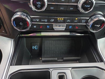 2022 Ford F-150 Platinum 4WD SuperCrew 5.5' Box