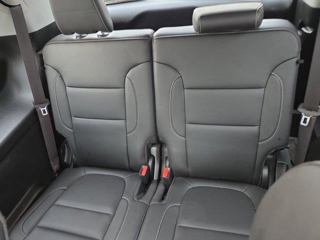 2023 GMC Acadia FWD SLT