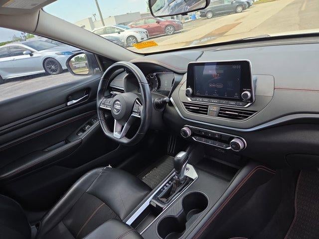 2020 Nissan Altima 2.5 SR Sedan
