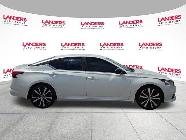 2020 Nissan Altima 2.5 SR Sedan