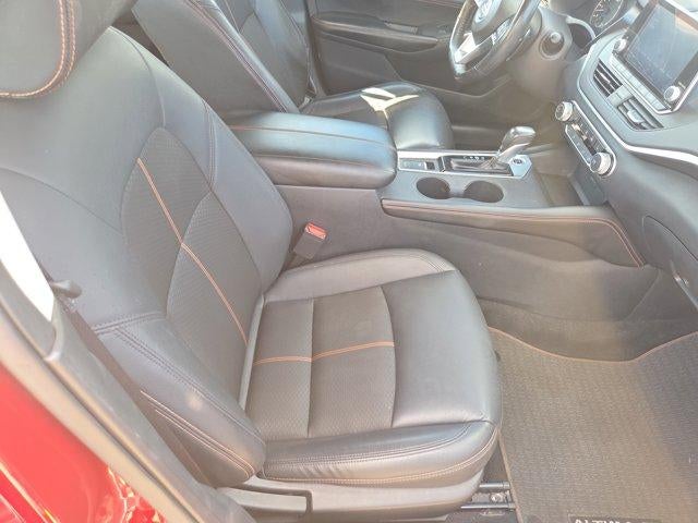 2021 Nissan Altima 2.5 SR AWD Sedan