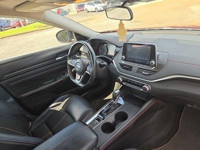 2021 Nissan Altima 2.5 SR AWD Sedan