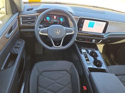2024 Volkswagen Atlas 2.0T SE w/Technology FWD