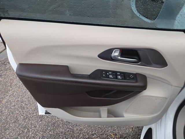 2018 Chrysler Pacifica Touring L Plus FWD