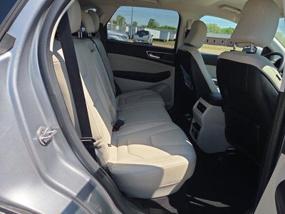 2022 Ford Edge Titanium AWD