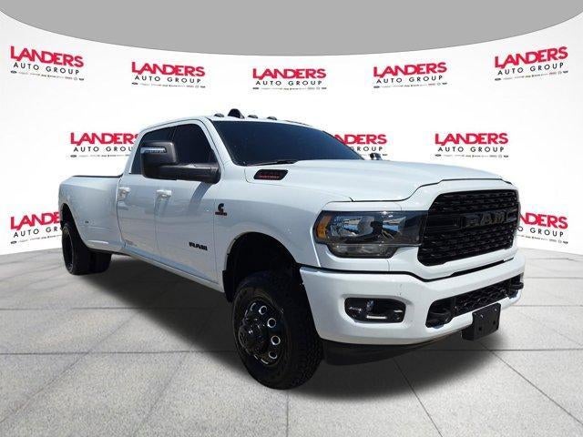 2023 RAM 3500 Big Horn 4x4 Crew Cab 8' Box