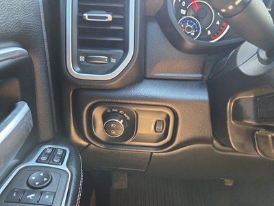 2023 RAM 3500 Big Horn 4x4 Crew Cab 8' Box