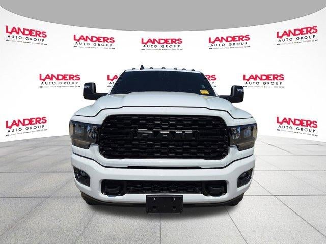 2023 RAM 3500 Big Horn 4x4 Crew Cab 8' Box