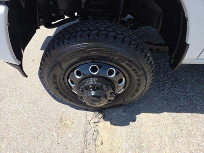 2023 RAM 3500 Big Horn 4x4 Crew Cab 8' Box