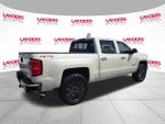 2014 Chevrolet Silverado 1500 Crew Cab Short Box 4-Wheel Drive High Country