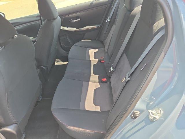 2025 Nissan Sentra SR CVT