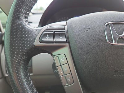 2015 Honda Odyssey Touring with DVD Rear Entertainment System and Navigation