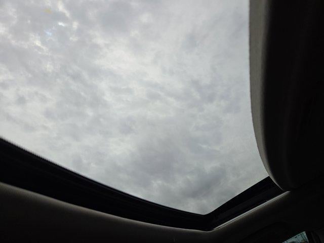 2015 Honda Odyssey Touring with DVD Rear Entertainment System and Navigation