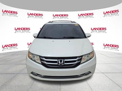 2015 Honda Odyssey Touring with DVD Rear Entertainment System and Navigation
