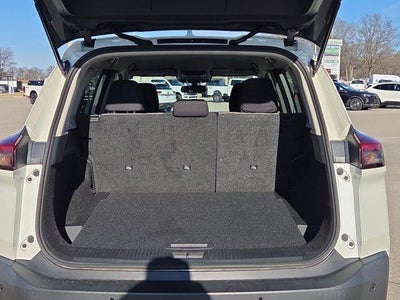 2023 Nissan Rogue FWD SV