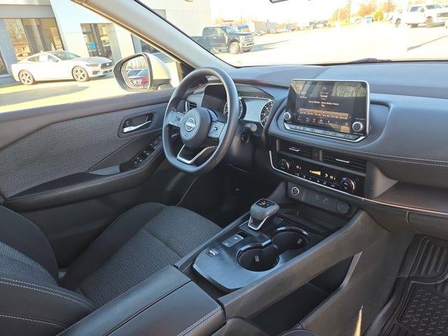 2023 Nissan Rogue FWD SV