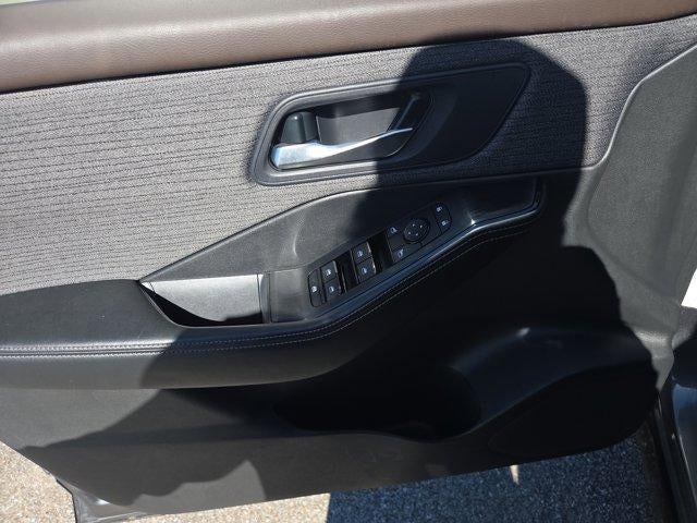 2023 Nissan Rogue FWD SV