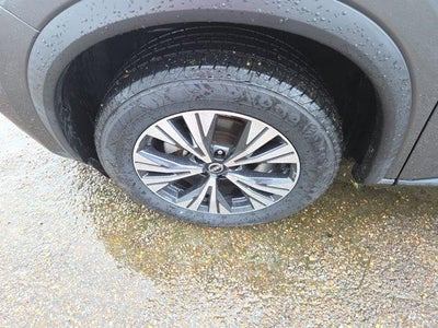 2023 Nissan Rogue FWD SV