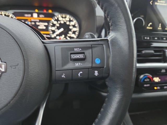 2022 Nissan Pathfinder SL 2WD