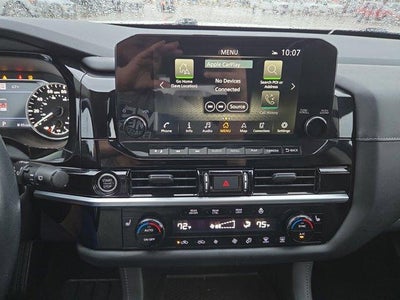 2022 Nissan Pathfinder SL 2WD