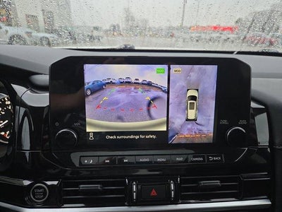 2022 Nissan Pathfinder SL 2WD