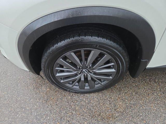 2022 Nissan Pathfinder SL 2WD