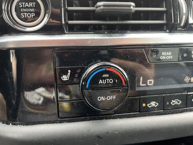 2023 Nissan Pathfinder SL 4WD