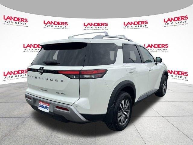 2023 Nissan Pathfinder SL 4WD