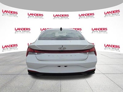 2022 Hyundai ELANTRA SEL IVT