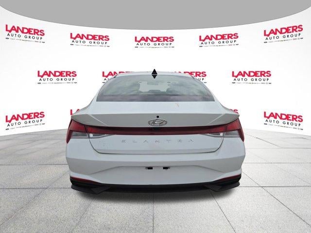 2022 Hyundai ELANTRA SEL IVT