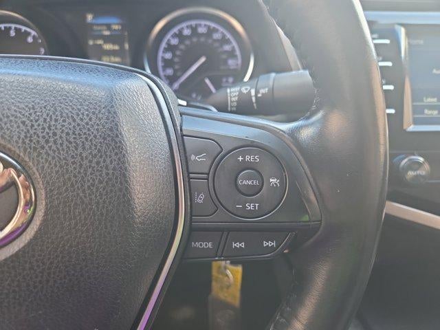 2018 Toyota Camry SE Auto (SE)