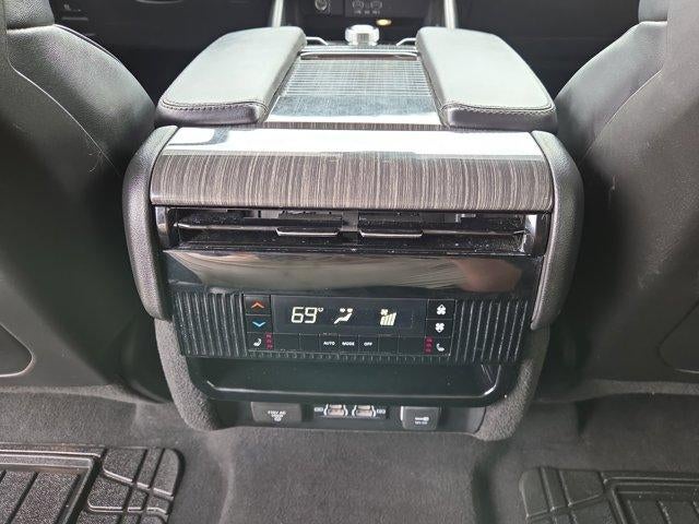 2022 Jeep Wagoneer Series III 4x4