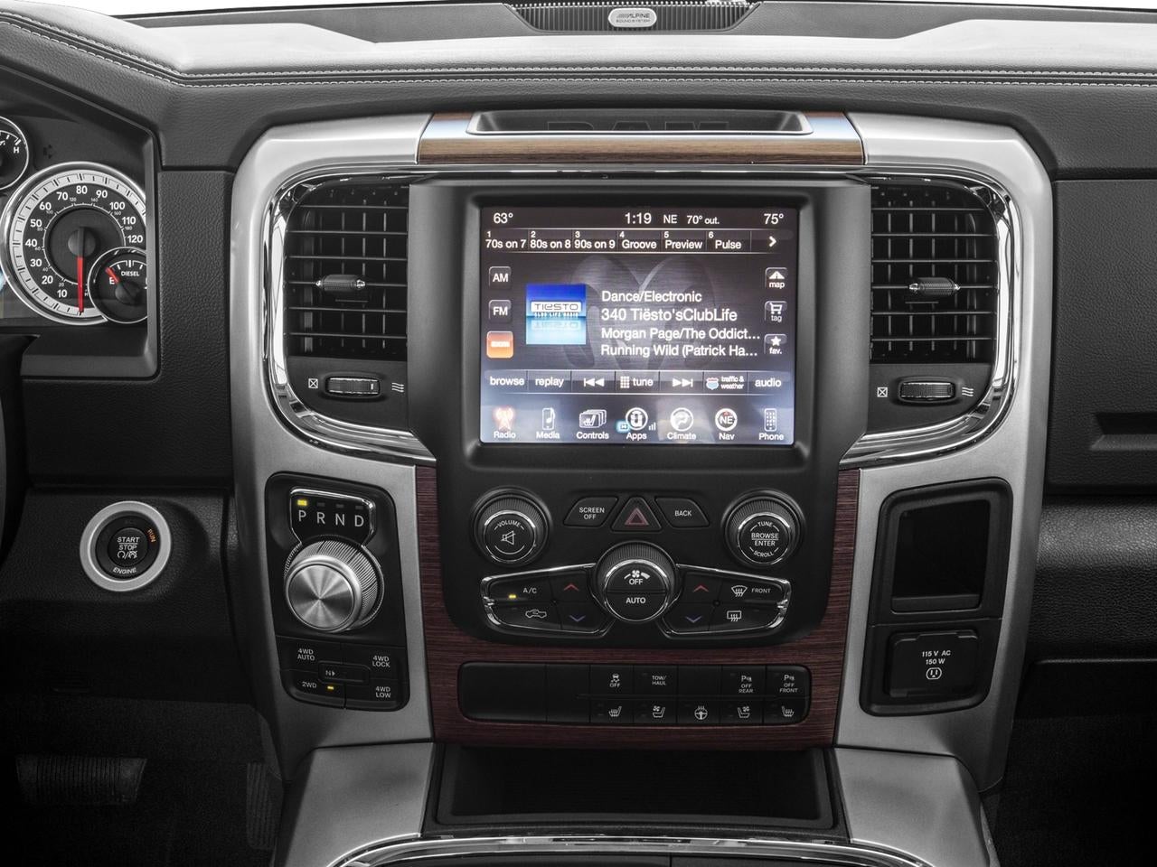 2016 RAM 1500 2WD Crew Cab 5.7 Ft Box Laramie