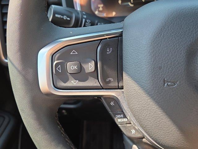 2025 RAM 1500 Big Horn 4x4 Crew Cab 5'7" Box