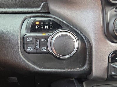 2019 RAM 1500 Big Horn/Lone Star 4x4 Crew Cab 5'7" Box